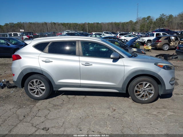 Aukcja sprzedaży 2017 Hyundai Tucson Se, vin: KM8J33A46HU436799, numer aukcji: 44399074