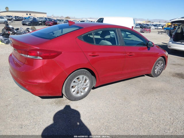 5NPD74LF0HH210519 Hyundai ELANTRA SE