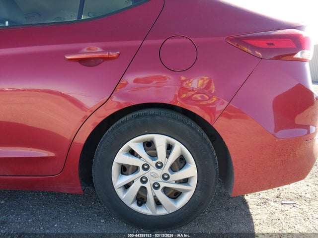 5NPD74LF0HH210519 Hyundai ELANTRA SE