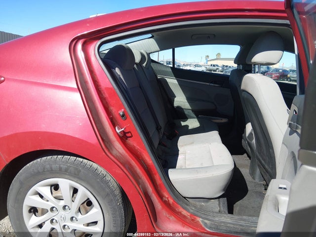 5NPD74LF0HH210519 Hyundai ELANTRA SE