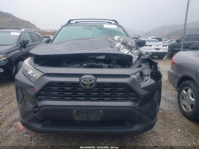JTMH1RFV9KJ012314 Toyota RAV4 LE
