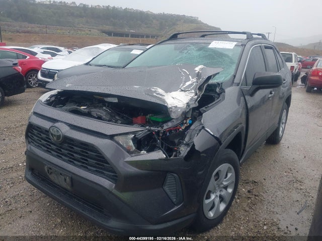 JTMH1RFV9KJ012314 Toyota RAV4 LE