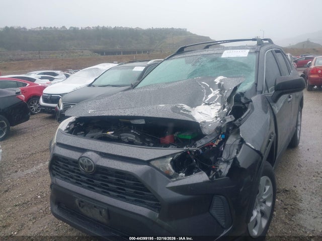 JTMH1RFV9KJ012314 Toyota RAV4 LE