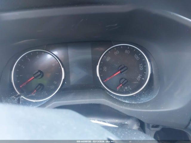 JTMH1RFV9KJ012314 Toyota RAV4 LE
