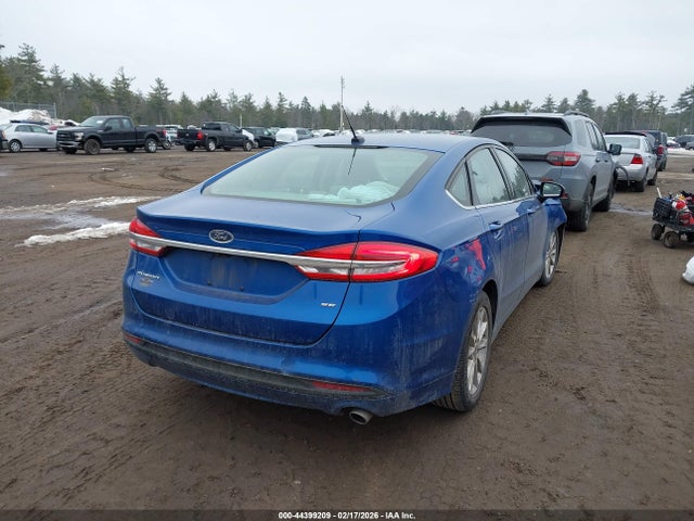 3FA6P0H75HR148105 Ford FUSION SE