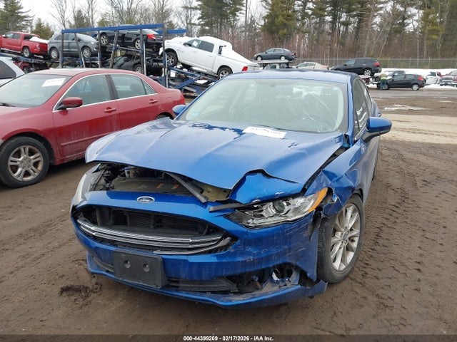 3FA6P0H75HR148105 Ford FUSION SE