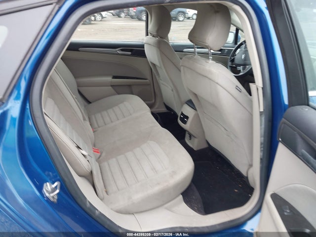 3FA6P0H75HR148105 Ford FUSION SE