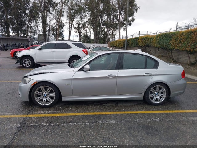 Продажа на аукционе авто 2011 Bmw 328i, vin: WBAPH5G54BNL80789, номер лота: 44399215