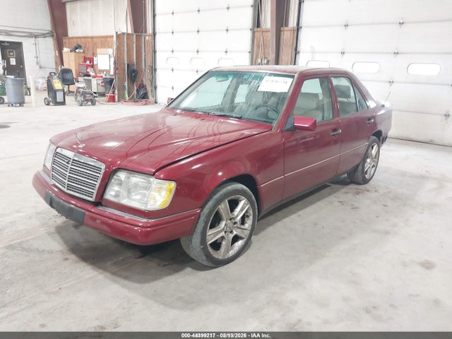 44399217 :رقم المزاد ، WDBEA32E8SC168207 vin ، 1995 Mercedes-benz E 320 Base/320 Special مزاد بيع