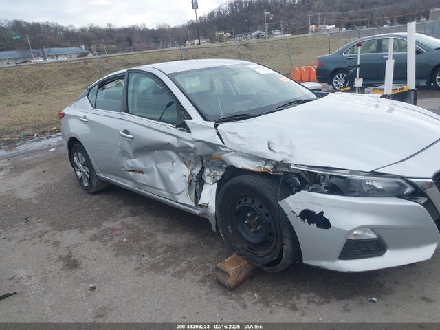 2019 Nissan Altima 2.5 S მანქანა იყიდება აუქციონზე, vin: 1N4BL4BV3KN310512, აუქციონის ნომერი: 44399233