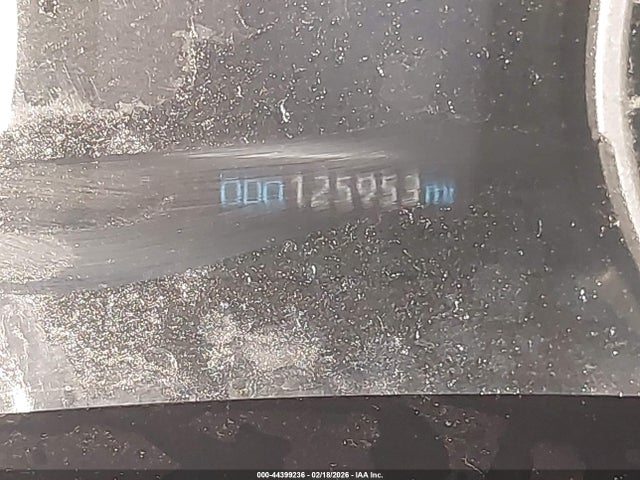 2T3K1RFV8KW038202 Toyota RAV4 LE