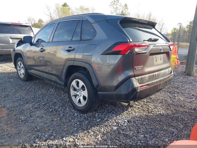 2T3K1RFV8KW038202 Toyota RAV4 LE