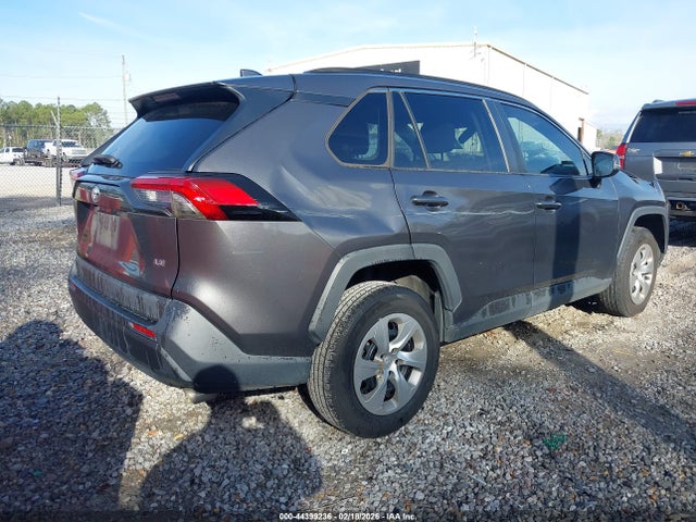 2T3K1RFV8KW038202 Toyota RAV4 LE