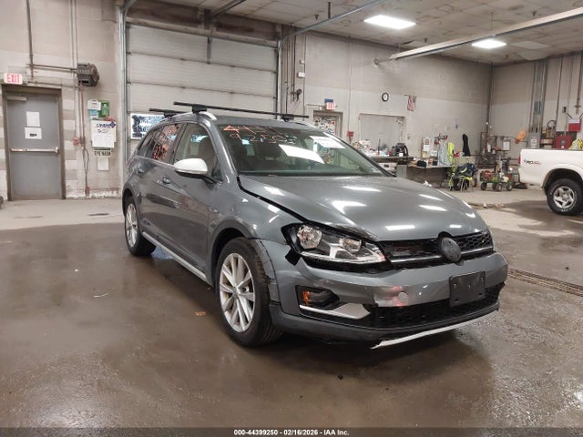 2017 VOLKSWAGEN GOLF ALLTRACK 3VWH17AU3HM529104