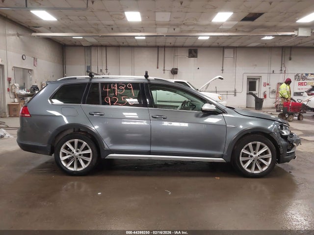 Продажа на аукционе авто 2017 Volkswagen Golf Alltrack Tsi S/tsi Se/tsi Sel, vin: 3VWH17AU3HM529104, номер лота: 44399250