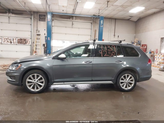 Продажа на аукционе авто 2017 Volkswagen Golf Alltrack Tsi S/tsi Se/tsi Sel, vin: 3VWH17AU3HM529104, номер лота: 44399250