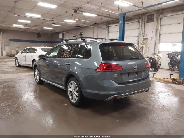 2017 VOLKSWAGEN GOLF ALLTRACK 3VWH17AU3HM529104 Photo 2