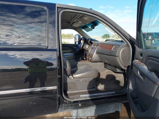 1GT426C86EF130496 GMC Sierra 3500hd Denali