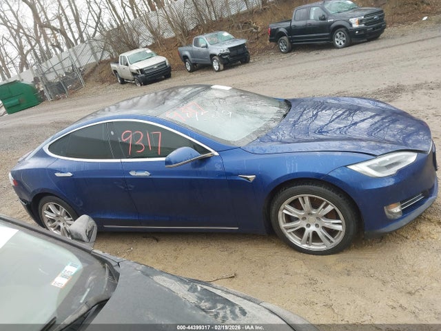 2021 Tesla Model S Long Range Dual Motor All-wheel Drive/long Range Plus Dual Motor All-wheel Drive მანქანა იყიდება აუქციონზე, vin: 5YJSA1E27MF424529, აუქციონის ნომერი: 44399317