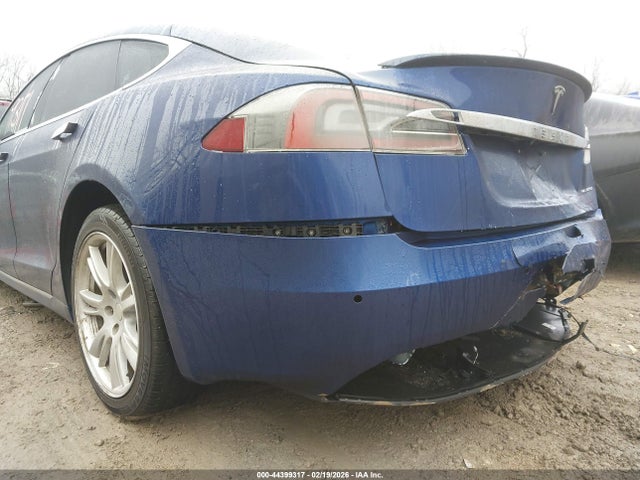 2021 Tesla Model S Long Range Dual Motor All-wheel Drive/long Range Plus Dual Motor All-wheel Drive მანქანა იყიდება აუქციონზე, vin: 5YJSA1E27MF424529, აუქციონის ნომერი: 44399317