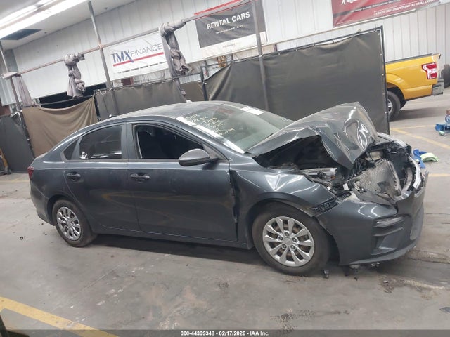 3KPF24AD5ME368619 KIA FORTE FE