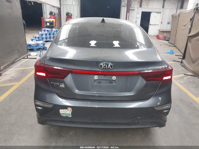 3KPF24AD5ME368619 KIA FORTE FE