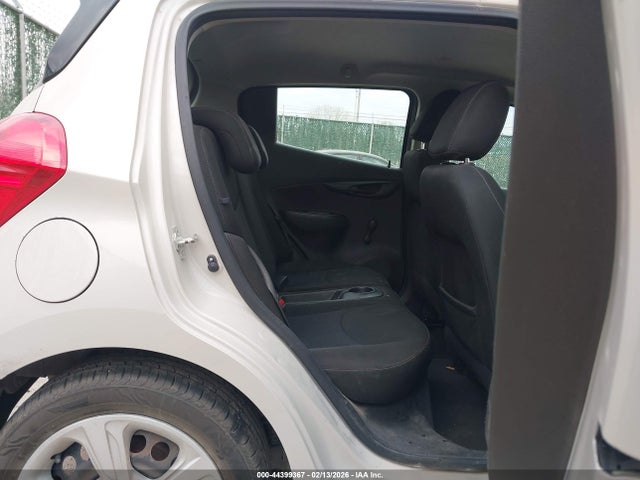 KL8CB6SA1HC812569 Chevrolet Spark Ls Cvt
