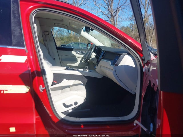 YV4L12DV0P1218663 Volvo Xc60 B5 Core