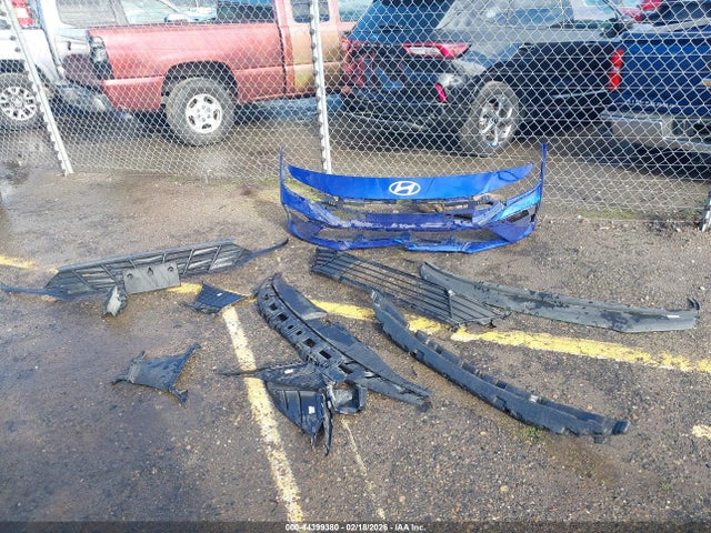 KMHLM4DG5RU747062 Hyundai ELANTRA SEL