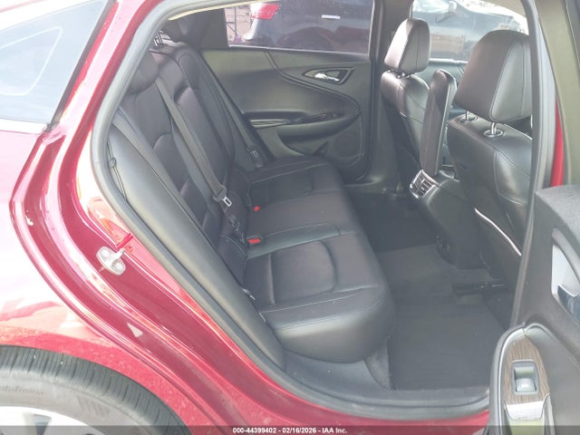 1G1ZH5SXXHF122146 Chevrolet Malibu Premier