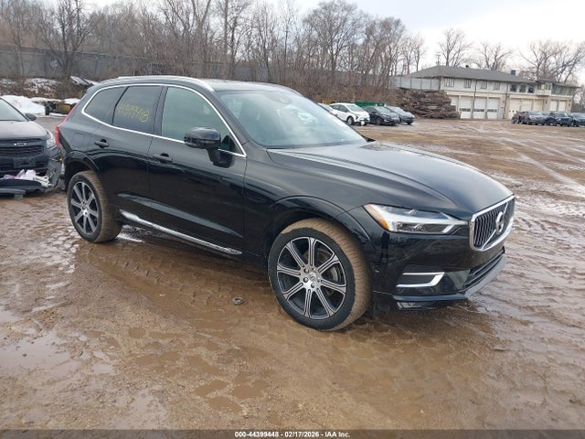 2021 VOLVO XC60 YV4102RL2M1737372