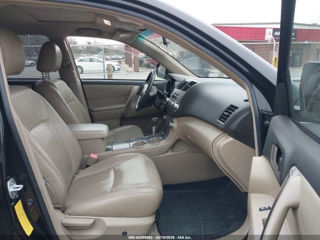 2008 TOYOTA HIGHLANDER JTEDS43A582012440 Photo 4