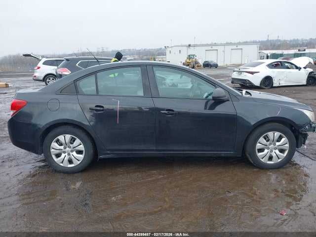Chevrolet Cruze Ls Auto 2014 1G1PA5SG5E7343901 Image 13