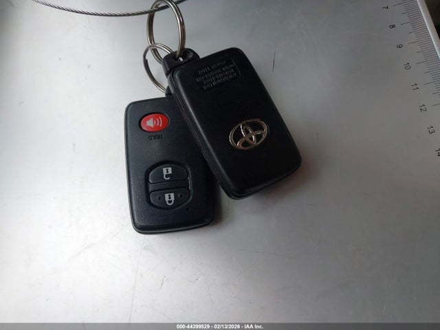 JTDZN3EU9E3336984 Toyota Prius V Five