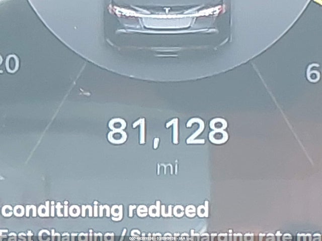 44399536 :رقم المزاد ، 5YJSA1AC8DFP11229 vin ، 2013 Tesla Model S مزاد بيع