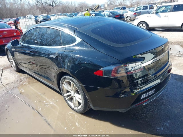 2013 TESLA MODEL S 5YJSA1AC8DFP11229 Photo 2