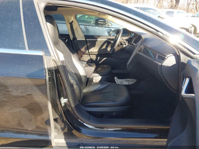 2013 TESLA MODEL S 5YJSA1AC8DFP11229 Photo 4
