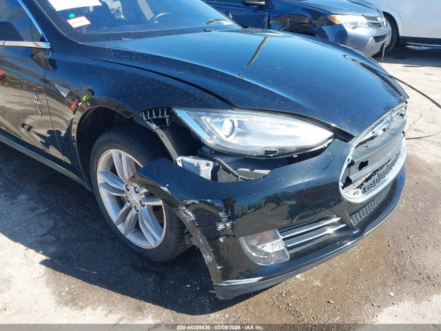 2013 TESLA MODEL S 5YJSA1AC8DFP11229 Photo 5