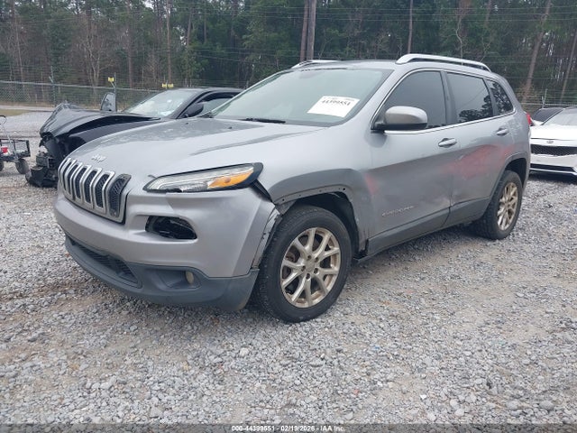 1C4PJLCB8EW208500 Jeep Cherokee Latitude