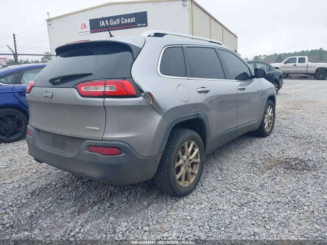 1C4PJLCB8EW208500 Jeep Cherokee Latitude