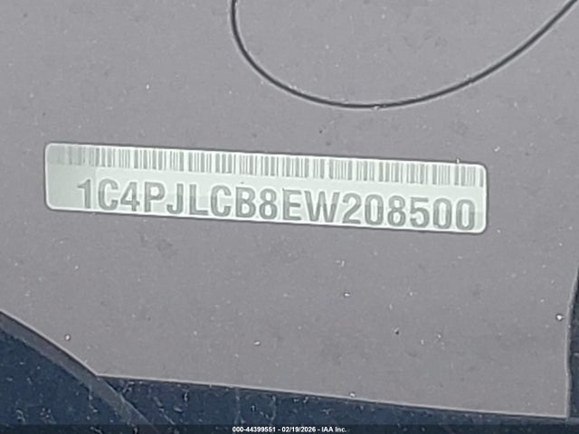 1C4PJLCB8EW208500 Jeep Cherokee Latitude