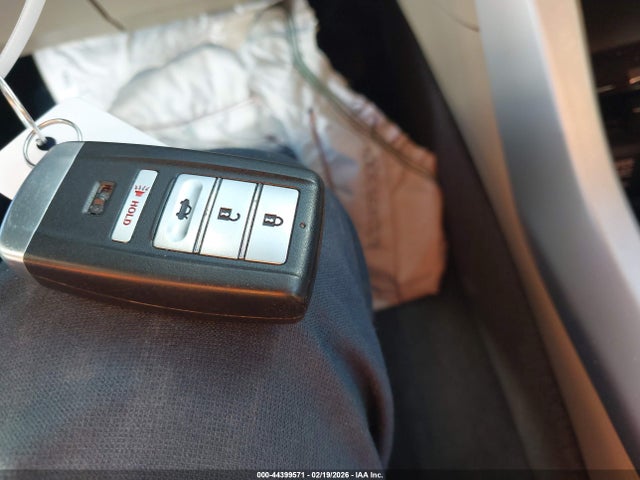 44399571 :رقم المزاد ، 19UUB2F54HA003131 vin ، 2017 Acura Tlx Technology Package مزاد بيع