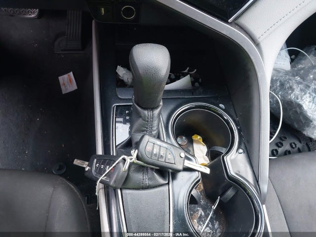 4T1B11HK5JU135918 Toyota CAMRY LE