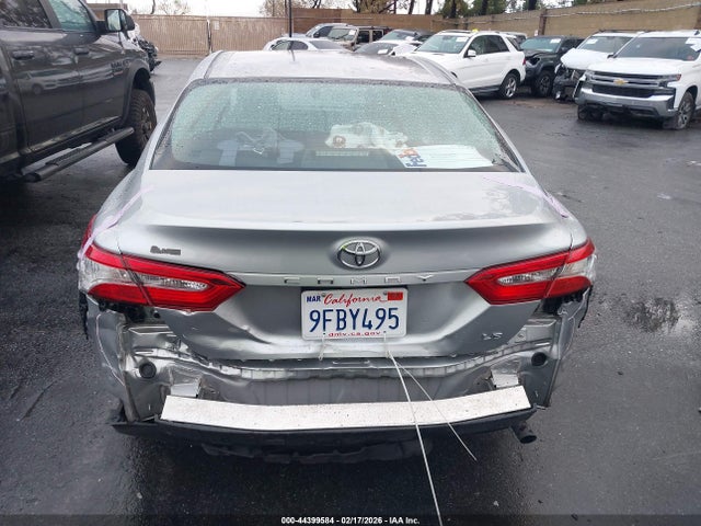 4T1B11HK5JU135918 Toyota CAMRY LE