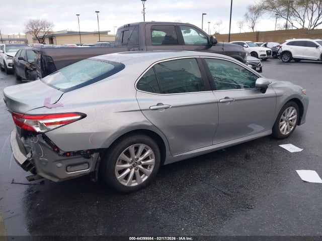4T1B11HK5JU135918 Toyota CAMRY LE