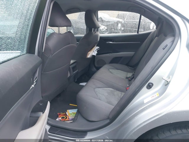 4T1B11HK5JU135918 Toyota CAMRY LE