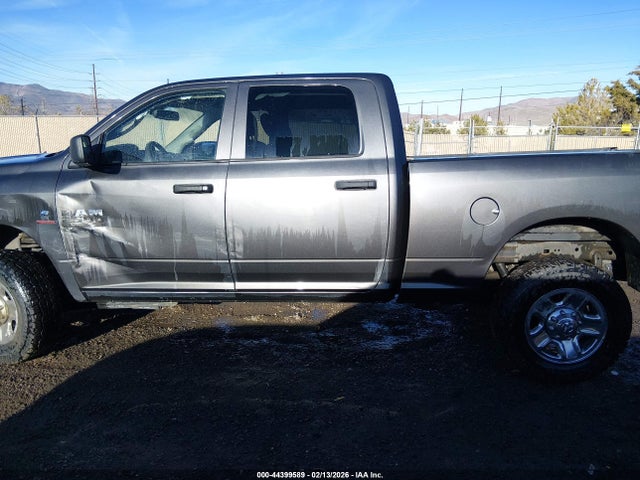 3C6UR5CL1JG289937 RAM 2500 Tradesman 4x4 6&#039;4 Box