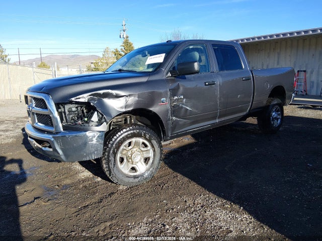 3C6UR5CL1JG289937 RAM 2500 Tradesman 4x4 6&#039;4 Box
