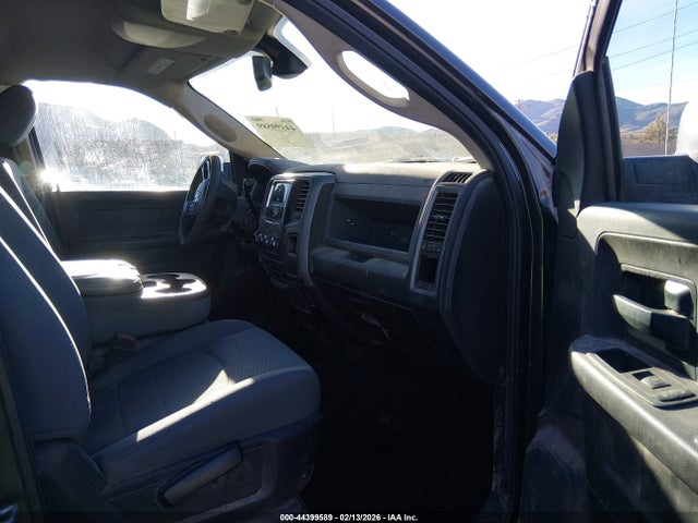 3C6UR5CL1JG289937 RAM 2500 Tradesman 4x4 6&#039;4 Box