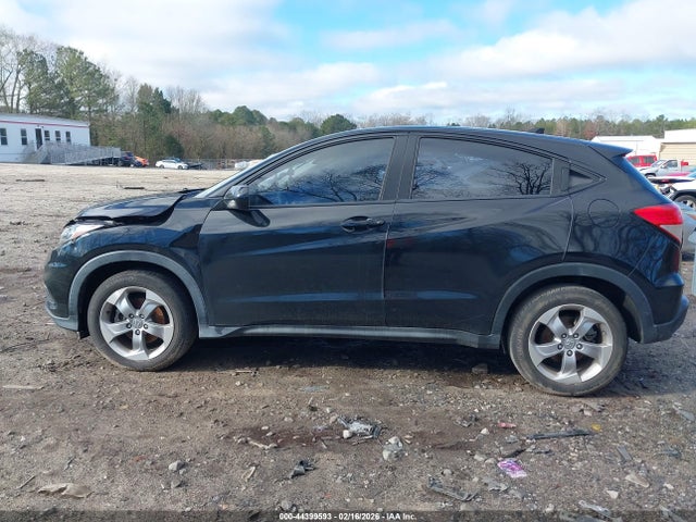 3CZRU5H37NM703584 Honda Hr-v 2wd Lx